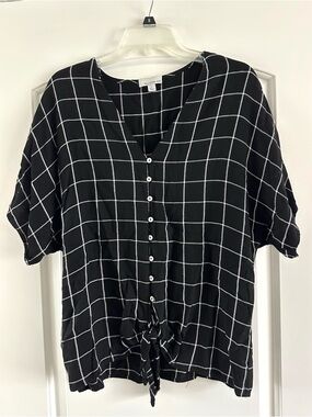 Allison Joy Black Windowpane Button-Front Tie-Hem Blouse